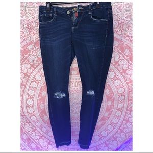 Arizona size 9 skinny jean